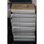 Handbook of the birds of Europe the Middle East and North Africa, RSPB 1977, nine volumes (9)