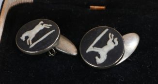 Wedgwood sterling silver and black basalt mounted cufflinks, the round ends with depiction of a