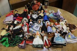 Collection of Dolls in World costumes, (qty)