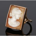 9 carat gold cameo ring, with a rectangular cameo of a profile, ring size O 1/2