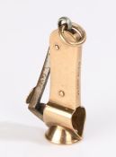 9 carat gold cigar cutter, with hinged mechanism, 10g