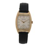 Gruen Veri-Thin gentlemans gilt wristwatch, circa 1940, the signed cream dial with gilt Arabic