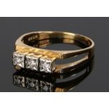 18 carat gold diamond set ring, with three diamonds to the head, 4 grams, ring size R