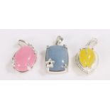 Silver pendants to include examples set with blue, pink and yellow stones, 9.3g (3)