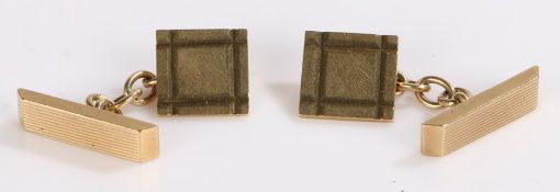 Pair of 9 carat gold cufflinks, 8.6 grams