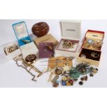 Costume jewellery, to include brooches, necklaces, hat pins etc. (qty)