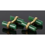 Pair of jade cufflinks, with tube ends and gilt silver links