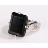 Silver and black spinel ring, ring size N1/2, 8g