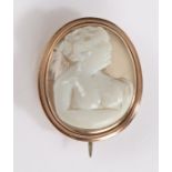 George III hardstone carved cameo, depicting a female figure with an exposed top half, 19mm diameter