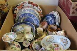 Decorative porcelain plates, vases, dishes, pots and covers, to include Masons, Wedgwood, Limoges,