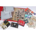 Coin album containing crowns and other world coins, loose presentation coin sets etc. (qty)