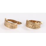 Pair of 9 carat gold earrings with stylised leaf decoration, 1.5g