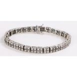 Silver bracelet set with clear paste, 13.6g