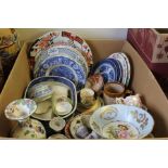 Decorative porcelain plates, vases, dishes, pots and covers, to include Masons, Wedgwood, Limoges,