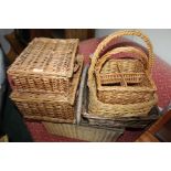Collection of six wicker baskets, of varying sizes (6)