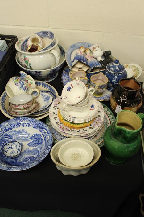 Porcelain to include Copeland charger, Copeland Spode's Italian bowl, Royal Doulton jug with