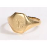 18 carat gold signet ring, the head with feint engraving, ring size K, 2.7g