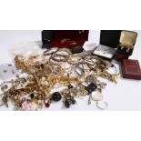 Costume jewellery, to include necklaces, brooches, earrings, bracelets, cufflinks, tie clips etc. (