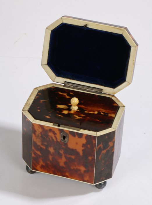 Regency period tortoiseshell tea caddy, of shaped octagonal form with ivory stringing and four - Image 3 of 3