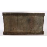 Welsh Victorian carpenter's chest, the pine chest with a rectangular lid opening to reveal a