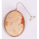 9 carat gold mounted cameo brooch, carved as a lady, 62mm high
