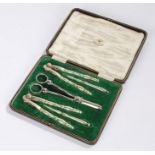 Mappin & Webb fruit and nut set, consisting of pair of grape scissors, two nut crackers and two