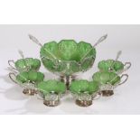 Edward VII silver fruit set, Sheffield 1906, makers Mappin & Webb, consisting of large octagonal