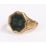 19th Century signet ring, with a shaped agate seal head with initials, ring size