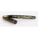 Mentmore Supreme fountain pen, in green marble effect