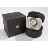Tag Heuer Professional 200 Meters gentleman's wristwatch, the signed white dial with luminous