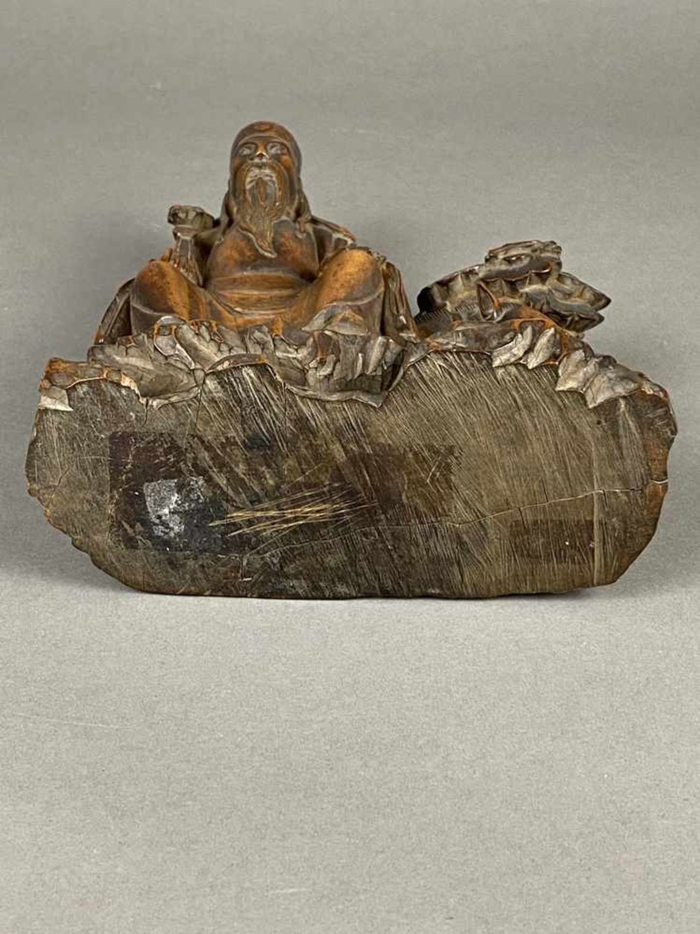 Daoistischer Unsterblicher mit Ruyi-Zepter - China, späte Qing-Dynastie, feine Holzschnitzerei, - Bild 8 aus 8