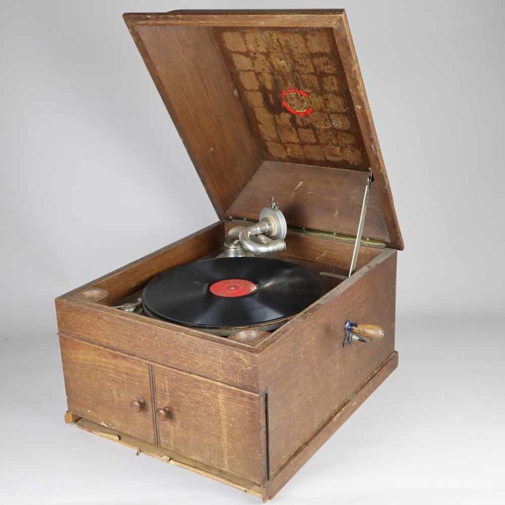 Tisch-Grammophon - Holzgehäuse, Händlerplakette "Th. Briese. Grammophone. Uhren. Frankfurt a.M., - Bild 8 aus 8