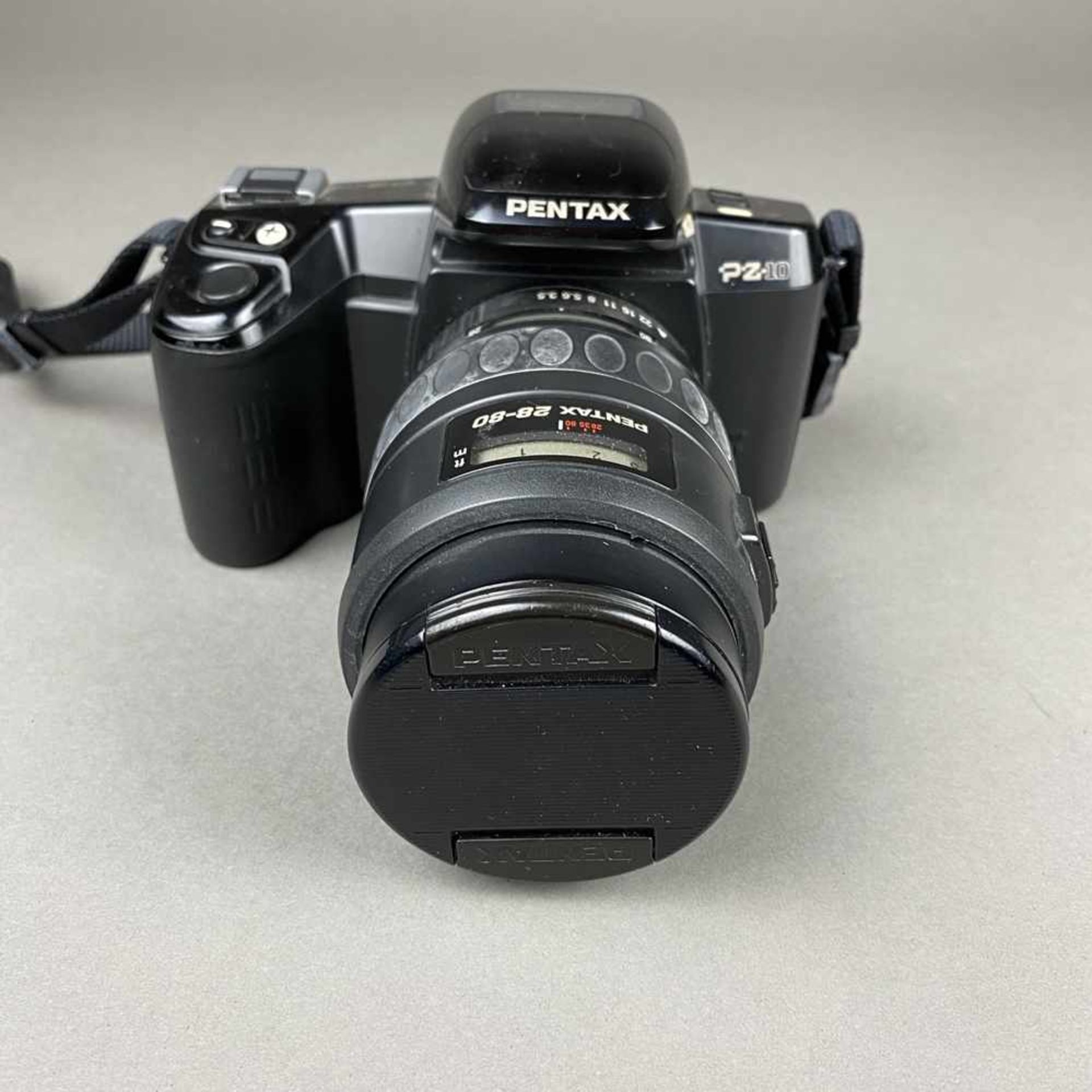 Spiegelreflex Kamera Pentax PZ-10 - Japan, Objektiv 1:3,5-4,7 / 28-80mm, gebrauchter Zustand,