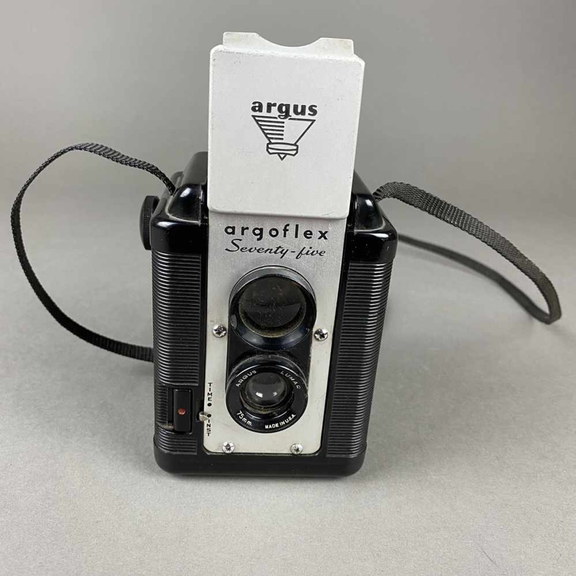 Vintage Boxkamera Argus Argoflex Seventy-Five - USA, TLR-Kamera, um 1950/60, Argus Lumar, - Bild 4 aus 5
