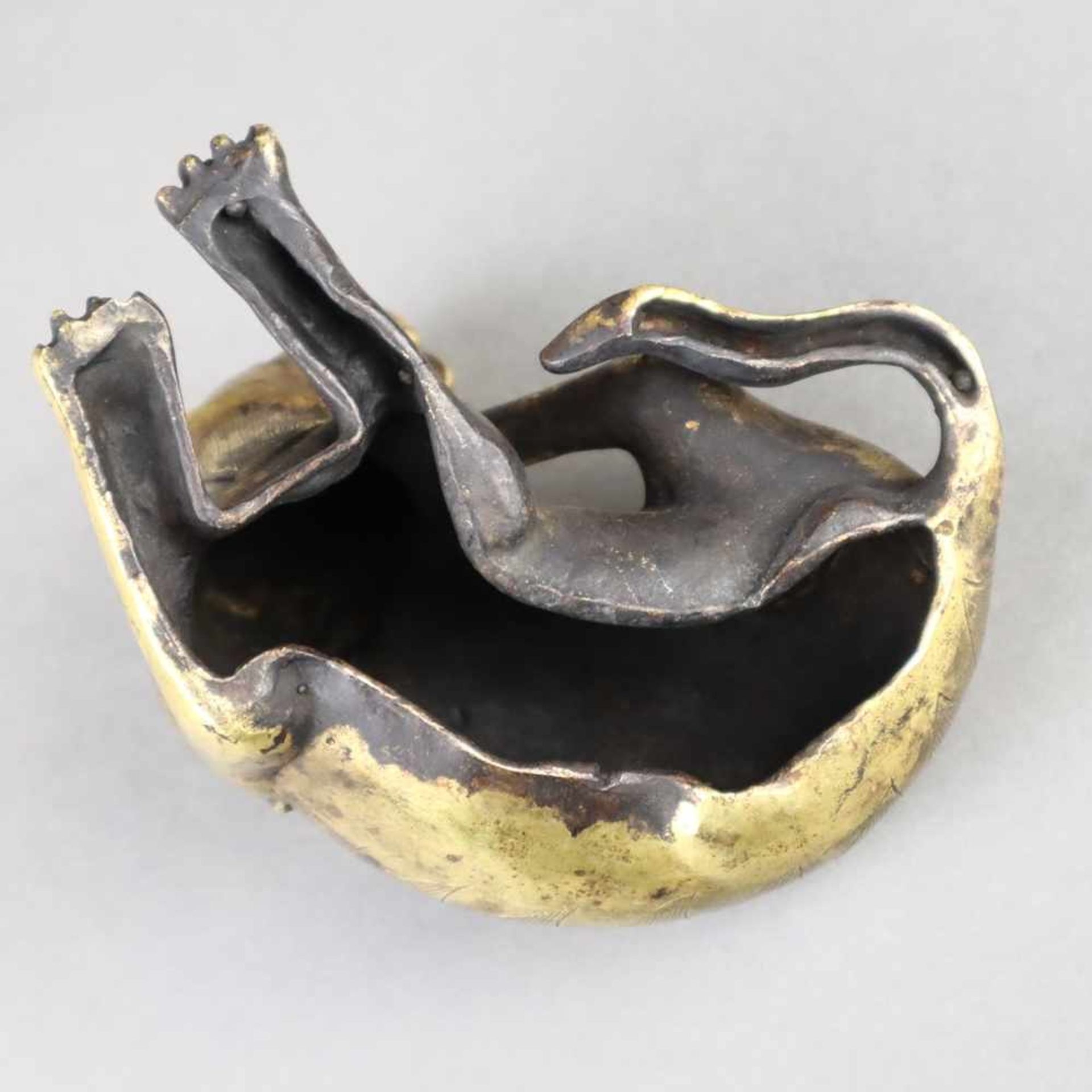 Bixie - China, Qing-Dynastie, Bronze-Hohlguss vergoldet, ziergraviert, Vergoldung teils berieben, - Bild 8 aus 8