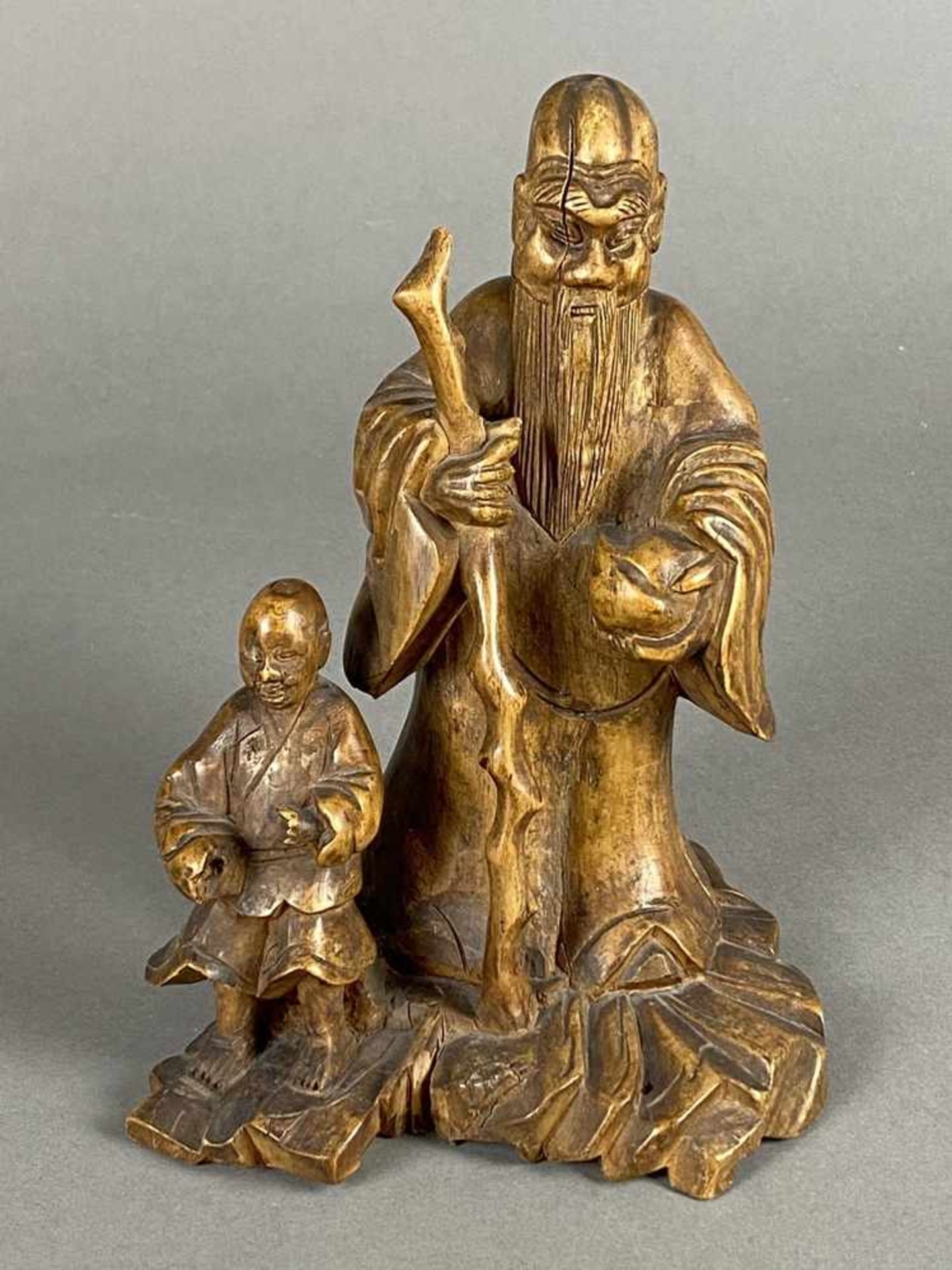 Shoulao mit Dienerknaben - China, Qing-Dynastie, 18./19.Jh., sehr feine Holzschnitzerei, stehend, in