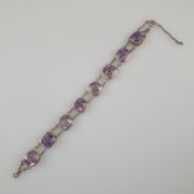 Amethyst-Armband - Gliederarmband mit 8 facettierten Amethysten in Silberfassung, L.ca.19cm, ca.