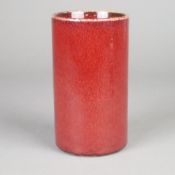 Pinselbecher - Zylinderform mit sogenannter "Ochsenblutglasur", innen auch weiße Glasur mit feinem