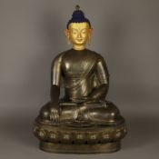 Buddha Shakyamuni - Tibet, 19.Jh., Bronze, Figur und Sockel getrennt gegossen, Gesicht mit