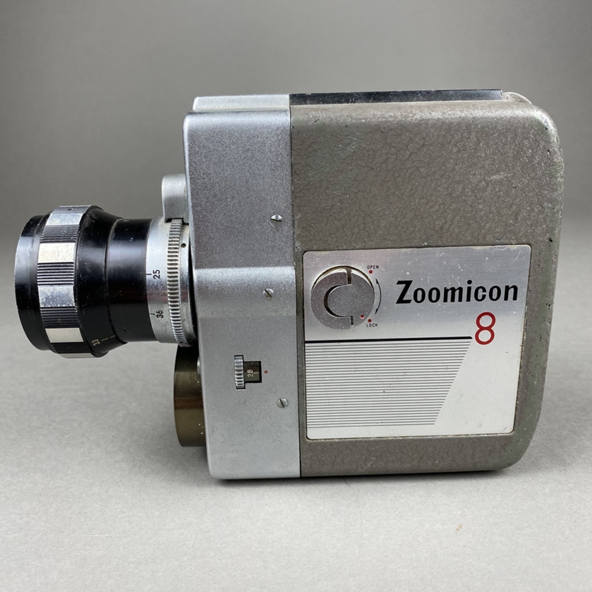Vintage Filmkamera Zoomicon 8 - STK, Japan, Metallgehäuse, 1959/60, Objektiv Zoomicor / Zoom, f=9- - Bild 6 aus 8