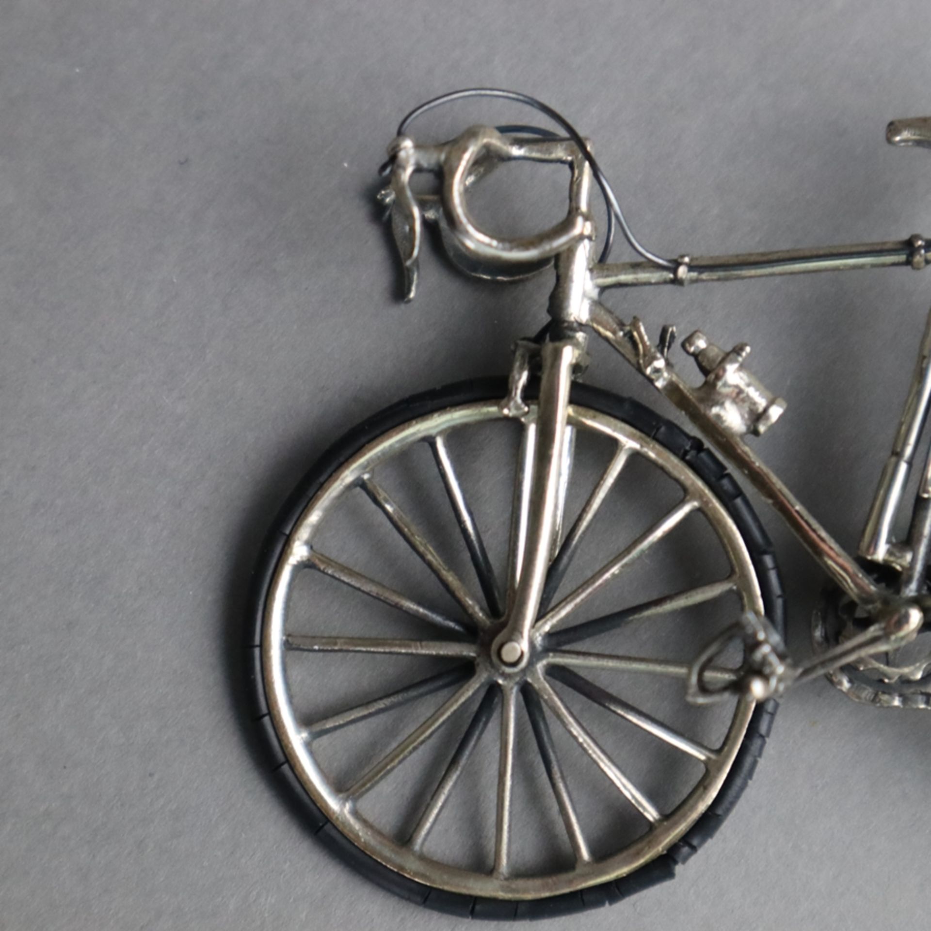 Drei Miniatur-Fahrräder - Italien, Arrezo, gestempelt mit Silbergehalt, Stern, Nummer und AR, 1x - Bild 6 aus 10
