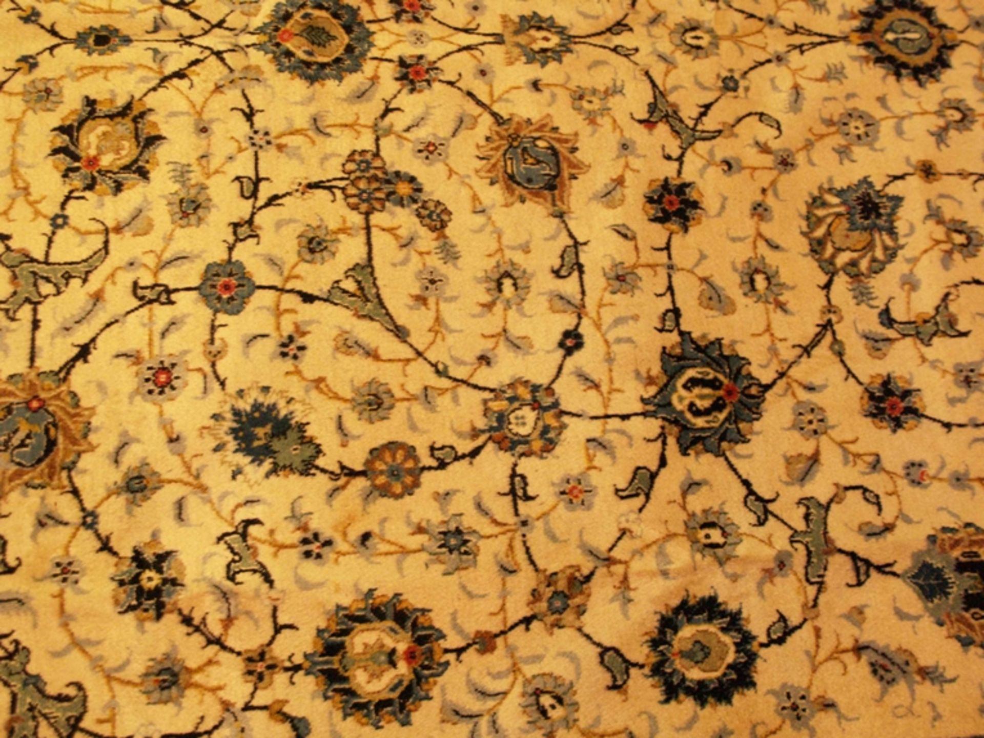 Orientteppich - Iran, Keschan, Wolle, handgeknüpft, florale und ornamentale Motive, 2017 gereinigt - Bild 2 aus 7