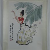 Chinesisches Rollbild - Junge Dame in Tanzpose, Tusche und Farben auf Papier, in chinesischer