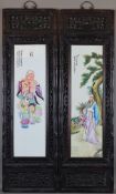 Zwei Holzpaneele mit Porzellanmalerei - China, ausgehende Qing-Dynastie, hochrechteckige Form,