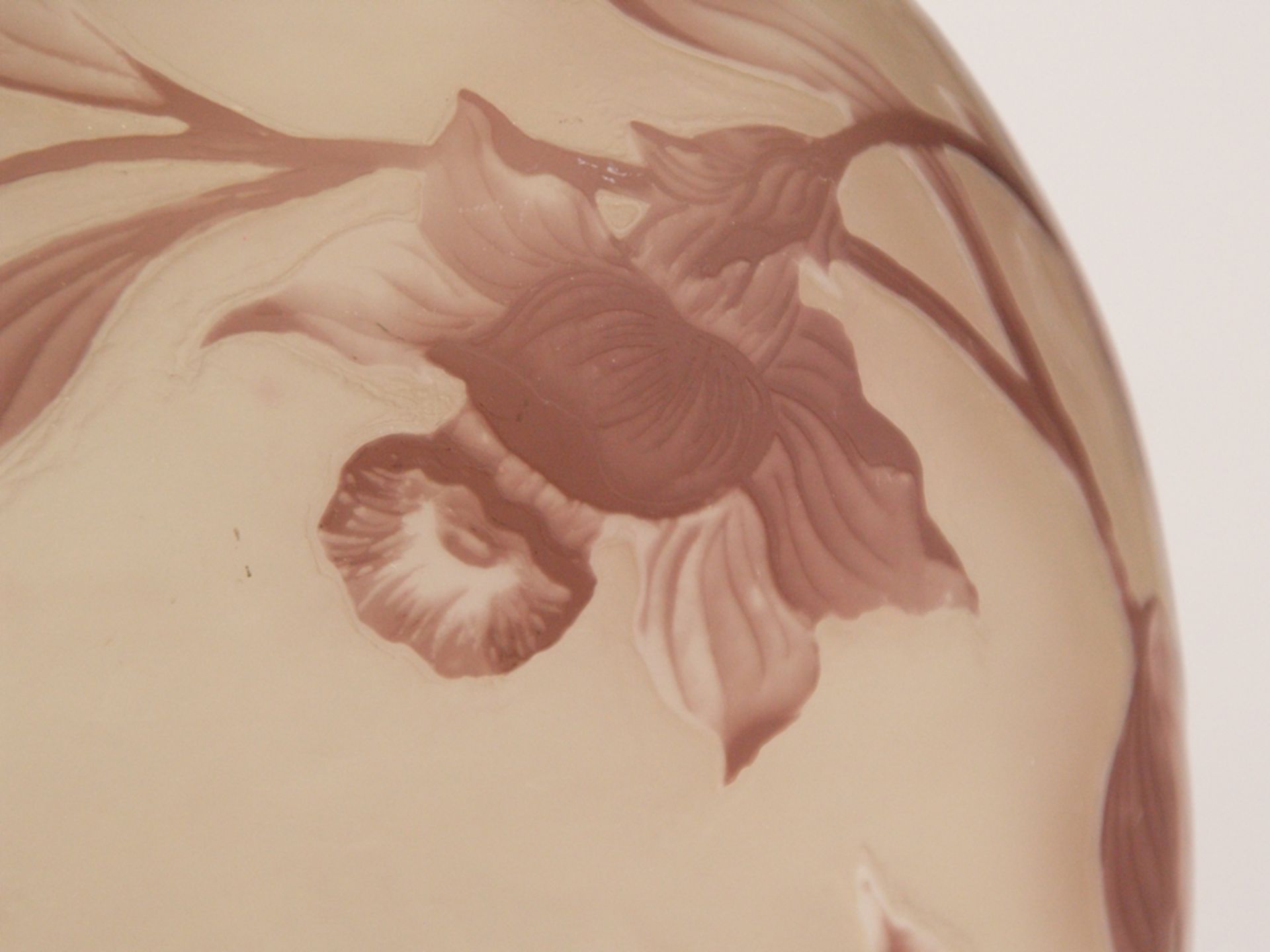 Vase - im Art Nouveau-Stil, Cristiro, Rumänien, opakes Glas, roséfarbener Überfang, umlaufender - Bild 4 aus 9