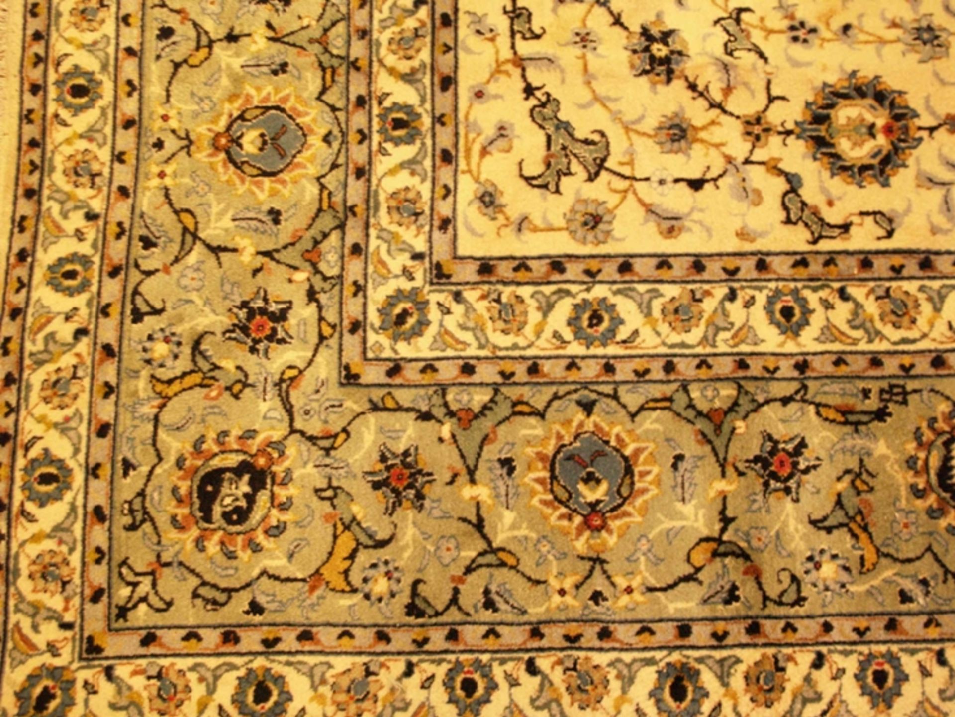 Orientteppich - Iran, Keschan, Wolle, handgeknüpft, florale und ornamentale Motive, 2017 gereinigt - Bild 3 aus 7