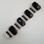 Massives Modeschmuck-Armband - Weißbronze/Tombak, Besatz mit transparenten und schwarzen Kristallen,