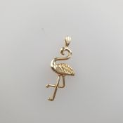 Flamingo-Anhänger - 14Kt.Gelbgold, gestempelt, L.ca.3cm, ca.1,5g