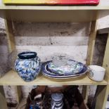 SHELF LOT OF CERAMICS & GLASSWARE