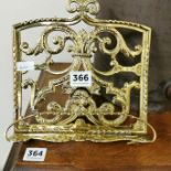 ANTIQUE BRASS LECTURN